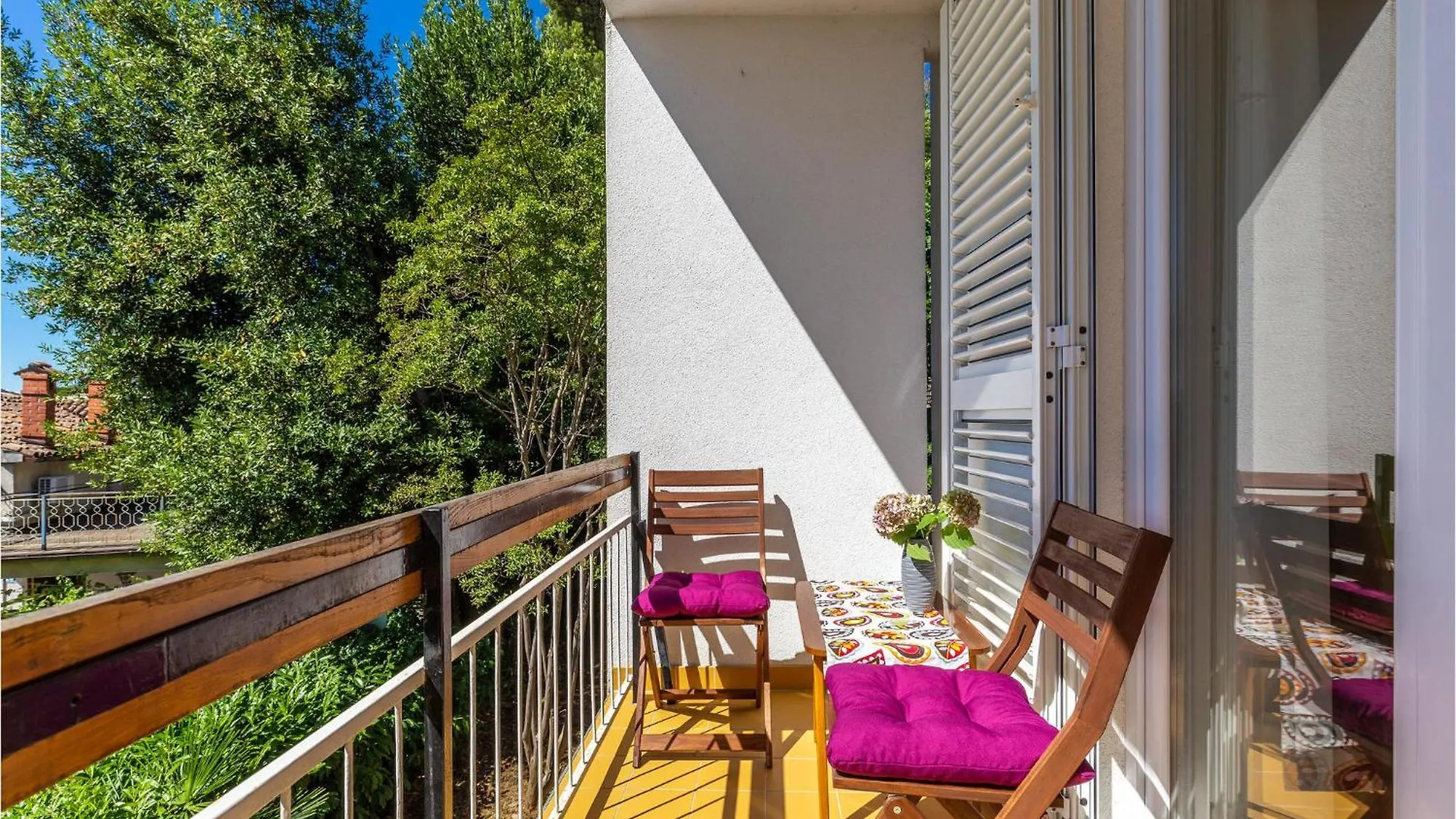 2 Bedroom Awesome Apartment In Icici
