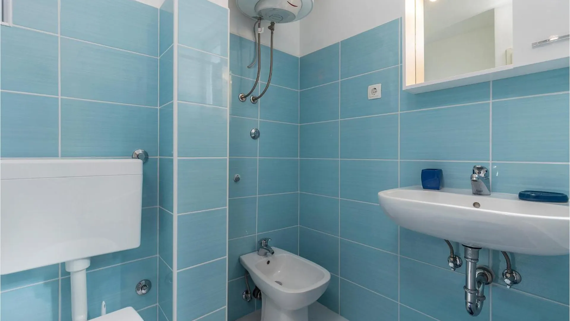 2 Bedroom Awesome Apartment In Icici 0*,